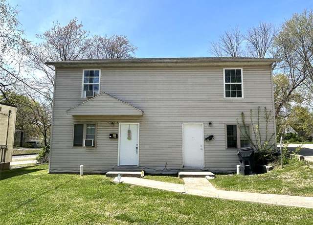 Property at 115-117-117 S 8th St, Belleville, IL 62220, 6 beds, 4 baths