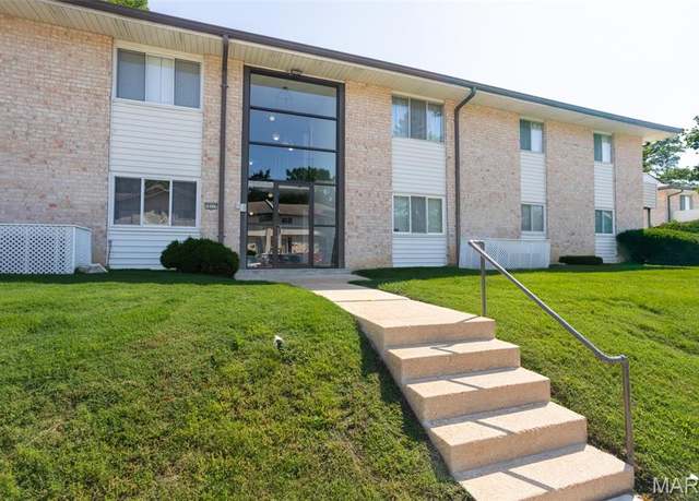 Property at 10117 Sakura Dr Unit F, St Louis, MO 63128, 3 beds, 1 bath