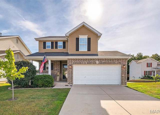 Property at 812 Cadbury Dr, Wentzville, MO 63385, 2 beds, 2.5 baths