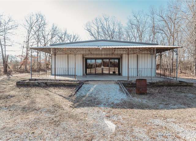 Property at 8514 Highway ZZ, Cuba, MO 65453, 1 bed, 1.5 baths