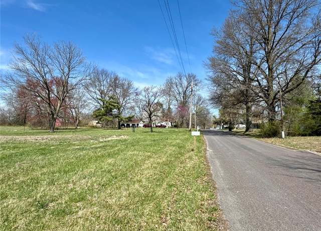 Property at 109 S Mortimer St, New Florence, MO 63363