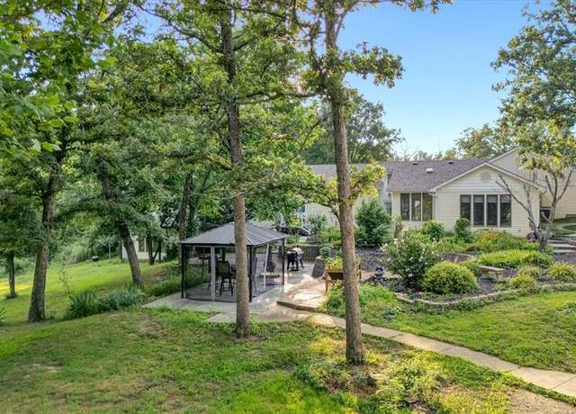 Property at 394 Sunset Echo Rd, Union, MO 63084, 4 beds, 3 baths