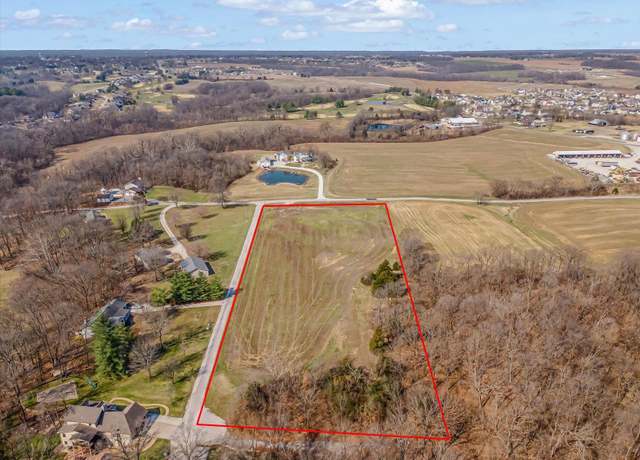 Property at 7468 Covered Bridge Dr, Waterloo, IL 62298