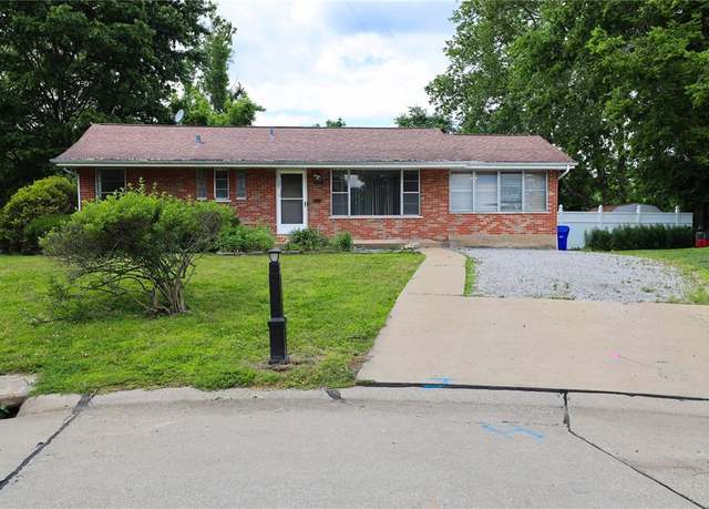 Property at 3755 Park Crest Dr, St Louis, MO 63125, 2 beds, 1 bath