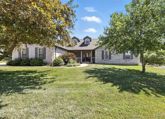 Property at 3291 Echo Lake Dr, Byrnes Mill, MO 63025, 4 beds, 3.5 baths