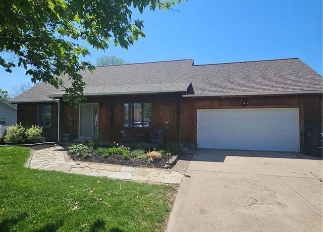 Property at 1041 Judy Ln, Troy, MO 63379, 4 beds, 2 baths