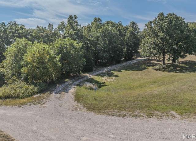 Property at 25990 Pennington Dr, Lebanon, MO 65536
