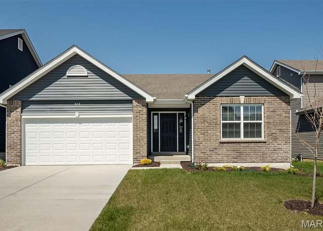 Property at 929 Little Fieldstone Ct, Wentzville, MO 63385, 3 beds, 2 baths