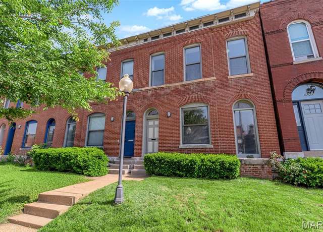 Property at 4419 Oakland Ave, St Louis, MO 63110, 2 beds, 1.5 baths