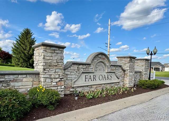 Property at 1034 Far Oaks Dr, Caseyville, IL 62232, 5 beds, 5.5 baths