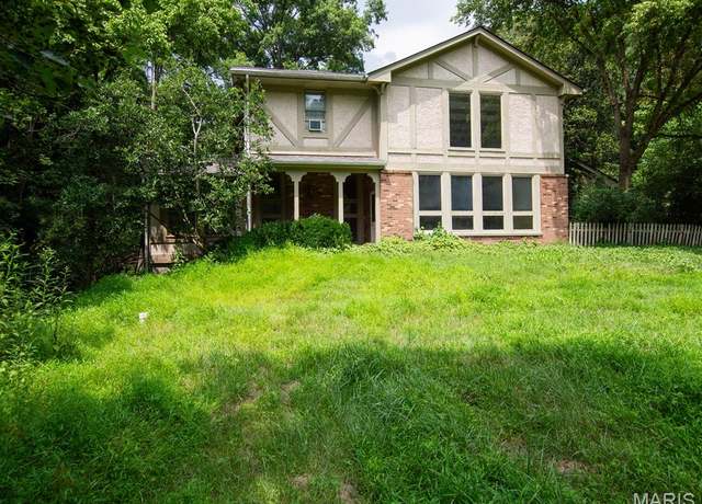 Property at 789 Saint Paul Rd, Wildwood, MO 63021, 4 beds, 4 baths
