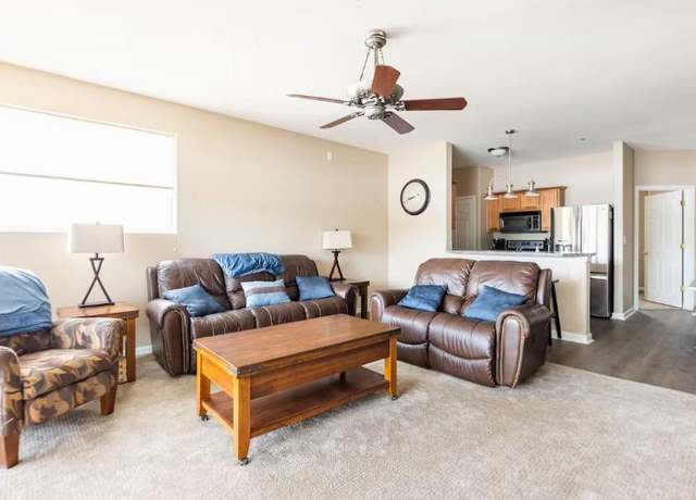 Property at 275 Flynn Rd #105, Lake Ozark, MO 65049, 4 beds, 4 baths