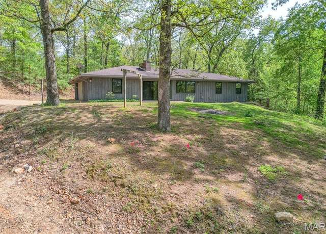 Property at 136 Rhinestone Ln, Poplar Bluff, MO 63901, 5 beds, 3 baths