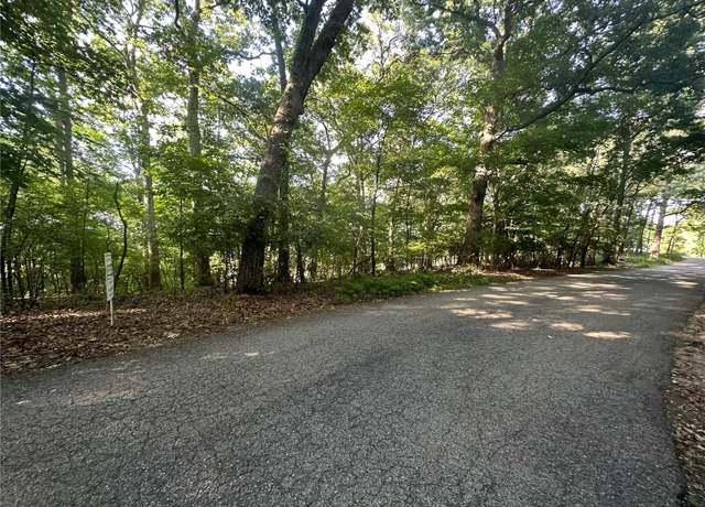 Property at 923 Hickory Ln, Fenton, MO 63026