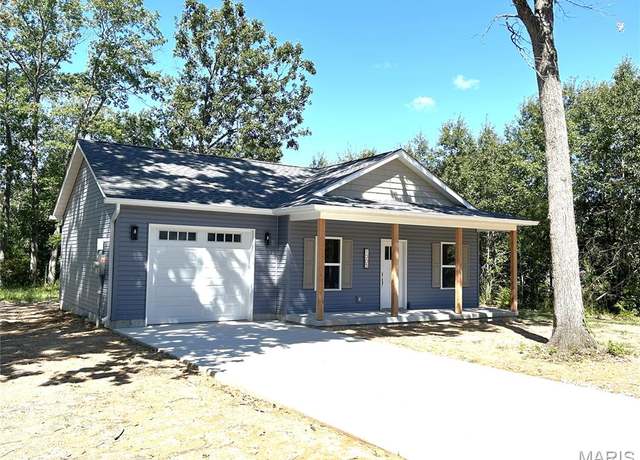 Property at 1305 Fox Run Ln, St Clair, MO 63077, 3 beds, 2 baths