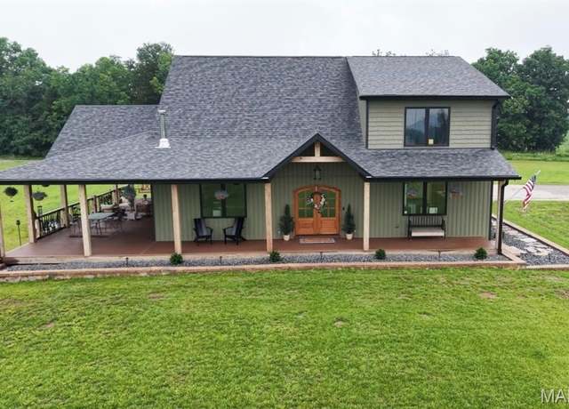 Property at 14005 Osage Dr, New London, MO 63459, 4 beds, 3.5 baths