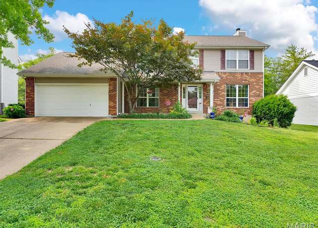 Property at 1011 Brander Mill Ct, Fenton, MO 63026, 4 beds, 2.5 baths