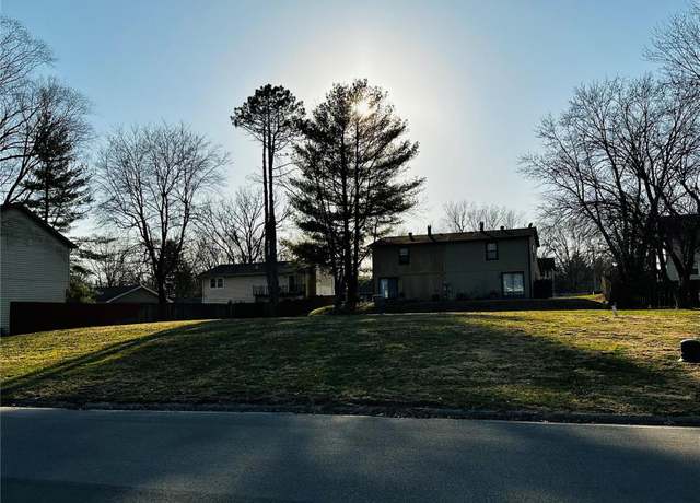 Property at 3313 Denvershire Dr, Belleville, IL 62221