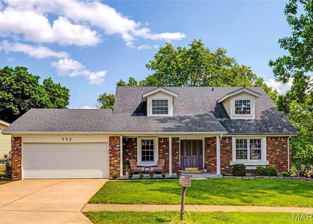Property at 552 Cherry Ridge Ct, Ballwin, MO 63021, 5 beds, 2 baths