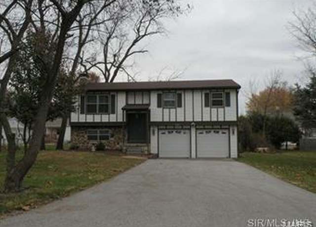 Property at 2000 E C St, Belleville, IL 62221, 3 beds, 2 baths