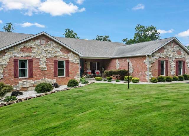Property at 472 Ridgefield Dr, Cape Girardeau, MO 63701, 4 beds, 3 baths