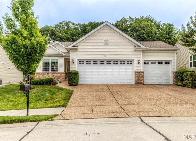 Property at 557 Owls Perch Dr, Lake St Louis, MO 63367, 2 beds, 3 baths