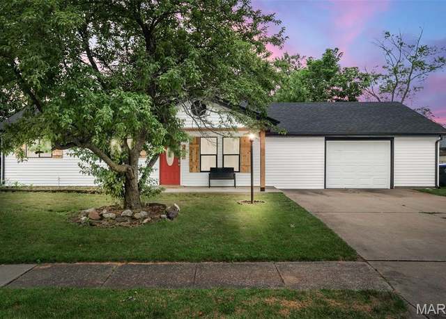 Property at 412 Saint Joseph Ave, O'fallon, MO 63366, 4 beds, 1.5 baths