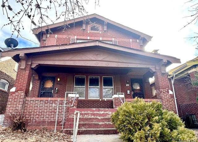 Property at 4818 Penrose St, St Louis, MO 63115, 4 beds, 2 baths