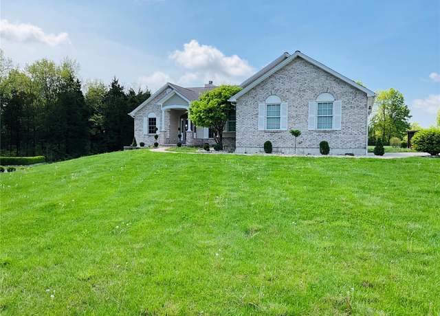Property at 10610 Cedar Grove Dr, Foristell, MO 63348, 4 beds, 3.5 baths