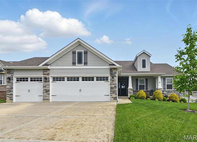 Property at 23 Austin Oaks Dr, Moscow Mills, MO 63362, 3 beds, 2 baths