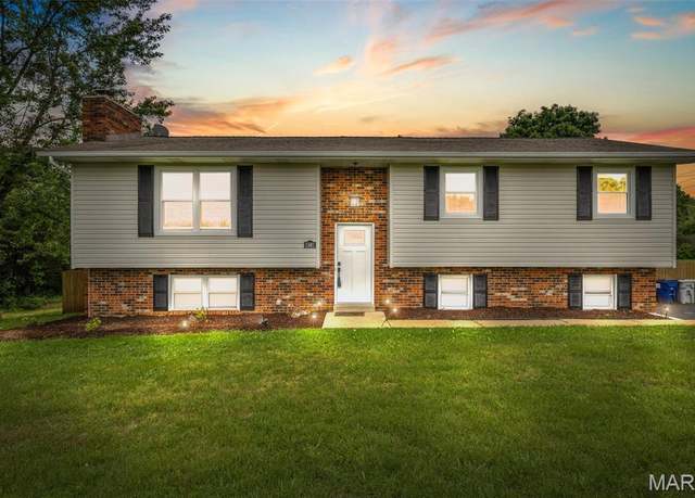 Property at 1501 Napoleon Dr, Bonne Terre, MO 63628, 3 beds, 2.5 baths