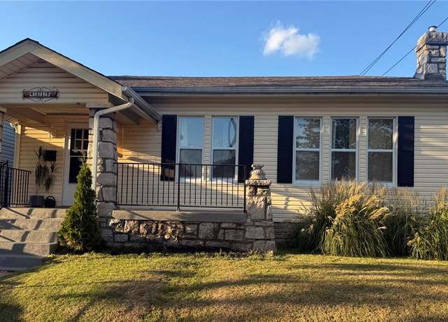 Property at 4317 Osceola St, St Louis, MO 63116, 2 beds, 1 bath