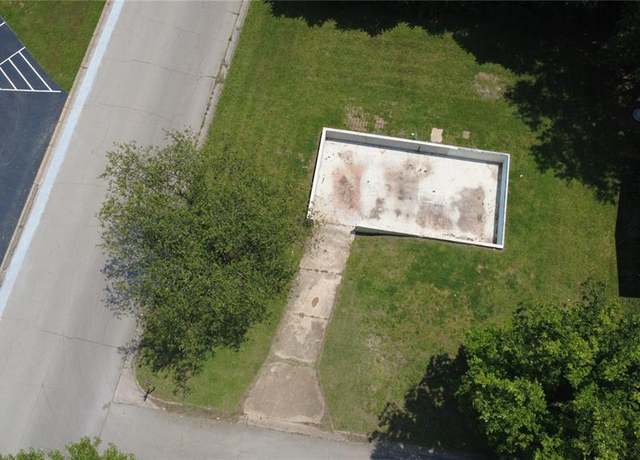 Property at 909 Glencoe Dr, Park Hills, MO 63601
