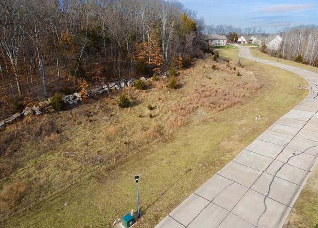 Property at 2886 Forest Glen Dr, Pacific, MO 63069