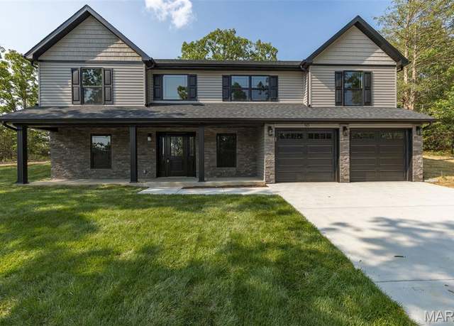 Property at 943 Stone Gate Dr, De Soto, MO 63020, 3 beds, 2 baths