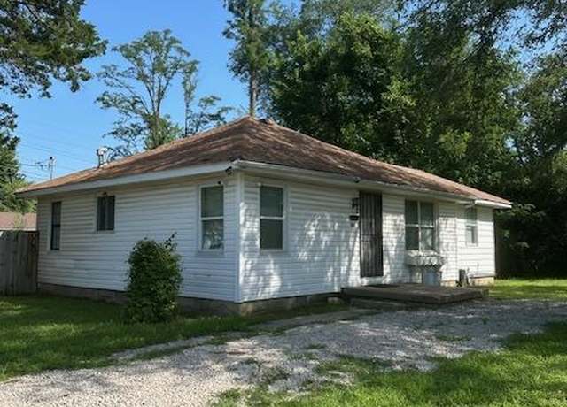 Property at 801 N 71st St, East St Louis, IL 62203, 2 beds, 1 bath