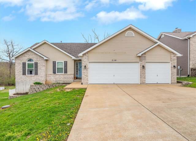 Property at 2641 Windmill Forest Dr, Imperial, MO 63052, 4 beds, 3 baths