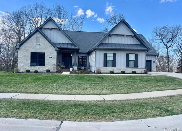 Property at 1211 Gooseberry Ln, Chesterfield, MO 63005, 3 beds, 3.5 baths
