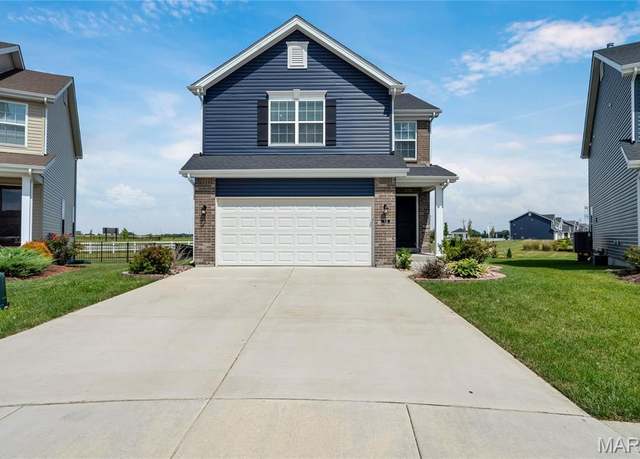 Property at 130 Baycrest Ct, St Charles, MO 63301, 3 beds, 2.5 baths