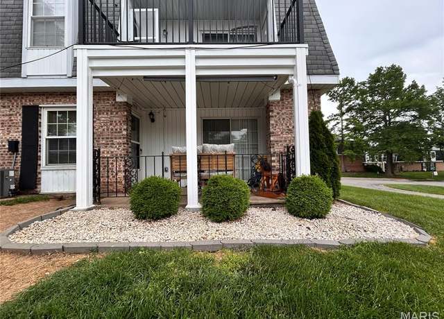 Property at 1677 Herault Place #B Pl Unit B, St Louis, MO 63125, 2 beds, 1 bath