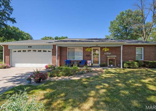 Property at 641 S Virginia Ave, Belleville, IL 62220, 3 beds, 2 baths
