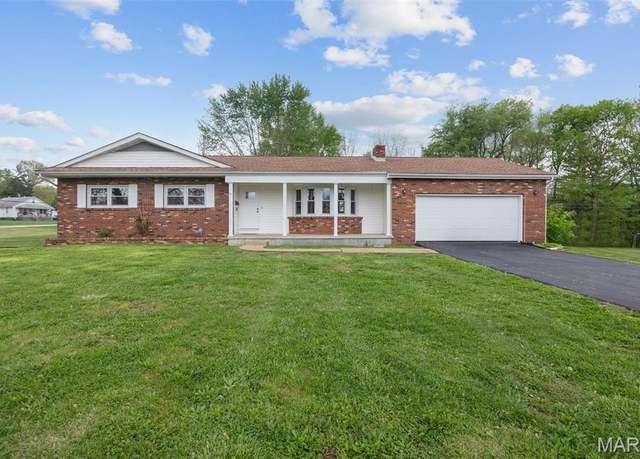 Property at 104 Church Ln, Potosi, MO 63664, 3 beds, 2 baths