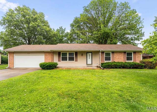 Property at 614 Knipp Ave, Mascoutah, IL 62258, 3 beds, 1.5 baths
