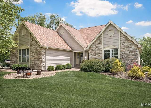 Property at 1189 Turnberry Dr, Wright City, MO 63390, 4 beds, 3 baths