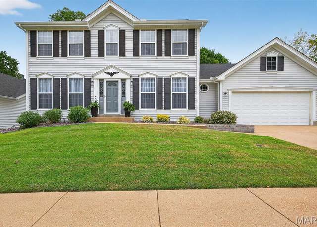 Property at 1807 Charity Ct, Fenton, MO 63026, 4 beds, 3.5 baths