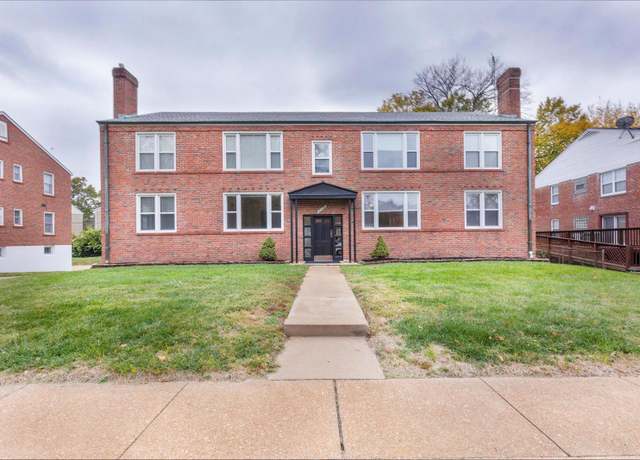 Property at 8130 Roxburgh Dr, Clayton, MO 63105, 8 beds, 4 baths