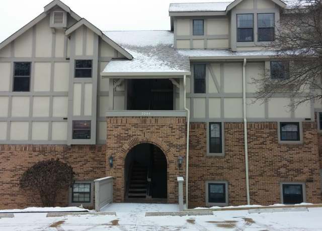 Property at 2244 Canyonlands Dr Unit B, Maryland Heights, MO 63043, 2 beds, 1 bath