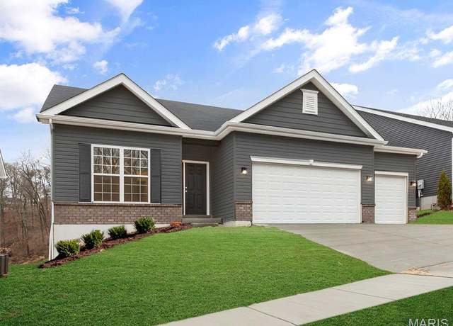 Property at 280 Osprey Ct, Lake St Louis, MO 63367, 3 beds, 2 baths