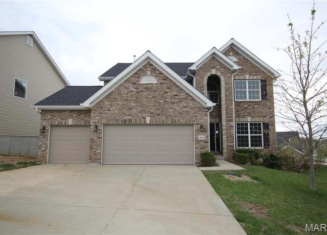 Property at 2029 Maryland Oaks Cir, St Louis, MO 63146, 5 beds, 4.5 baths