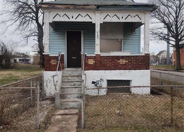 Property at 4001 Saint Ferdinand Ave, St Louis, MO 63113, 2 beds, 1 bath